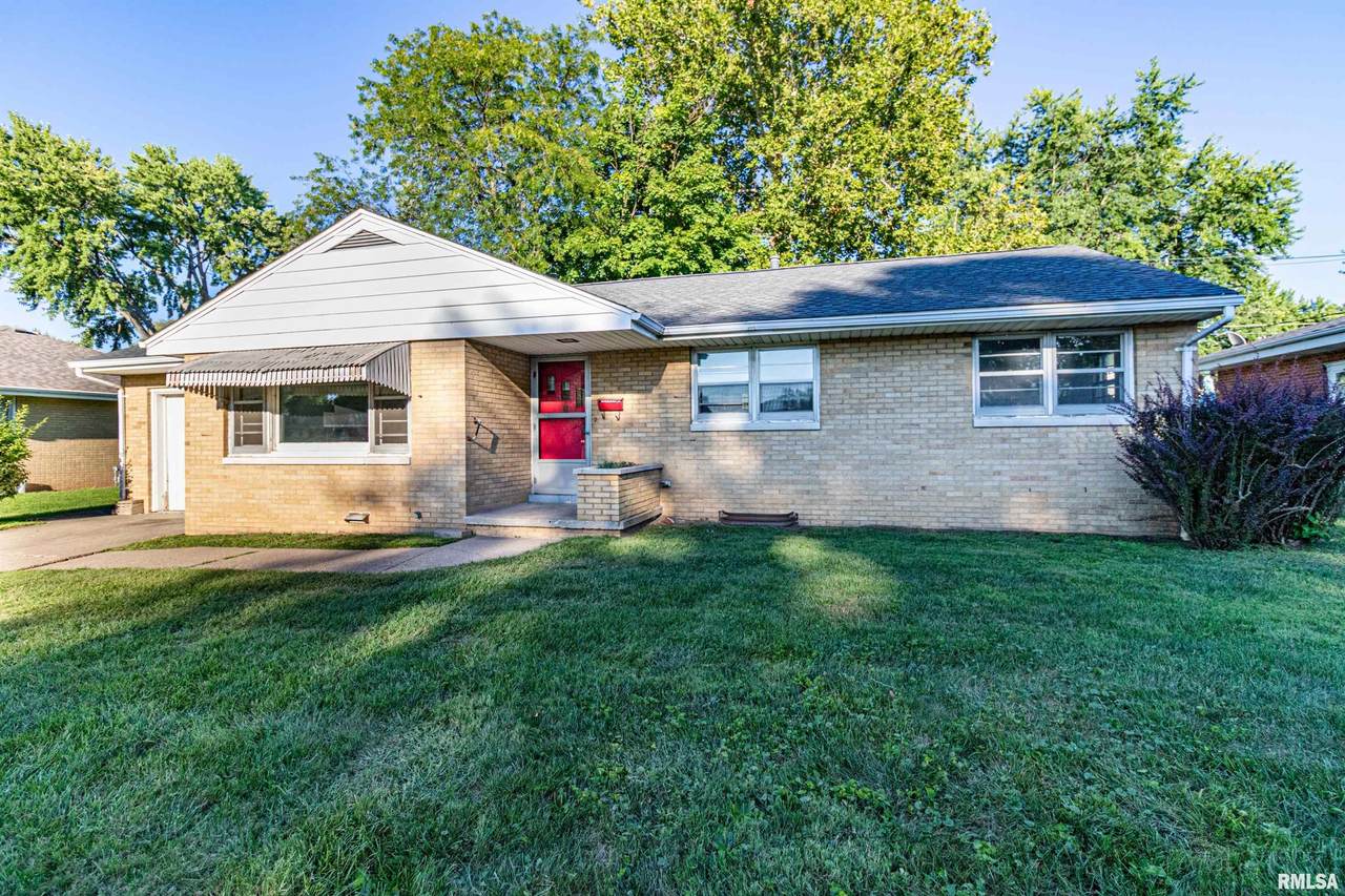 1104 Howard Court - Photo 1