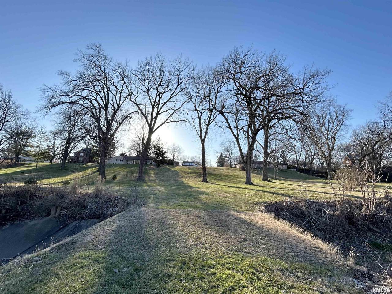 3215 Knoxville Avenue - Photo 1
