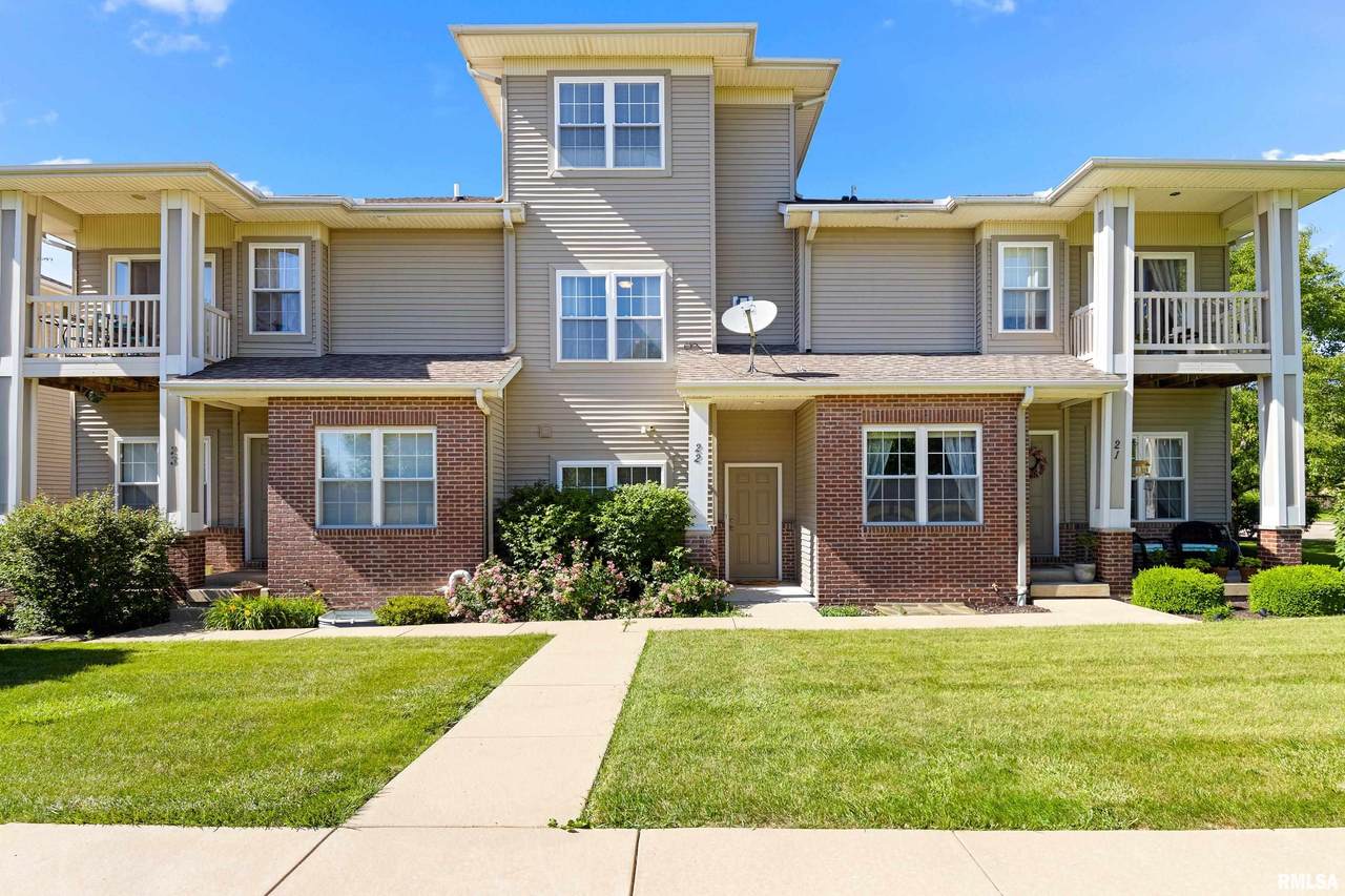 11217 Oakwood Drive - Photo 1