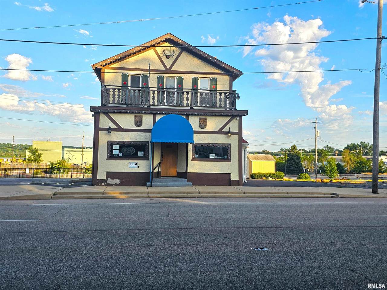 2210 Jefferson Avenue - Photo 1