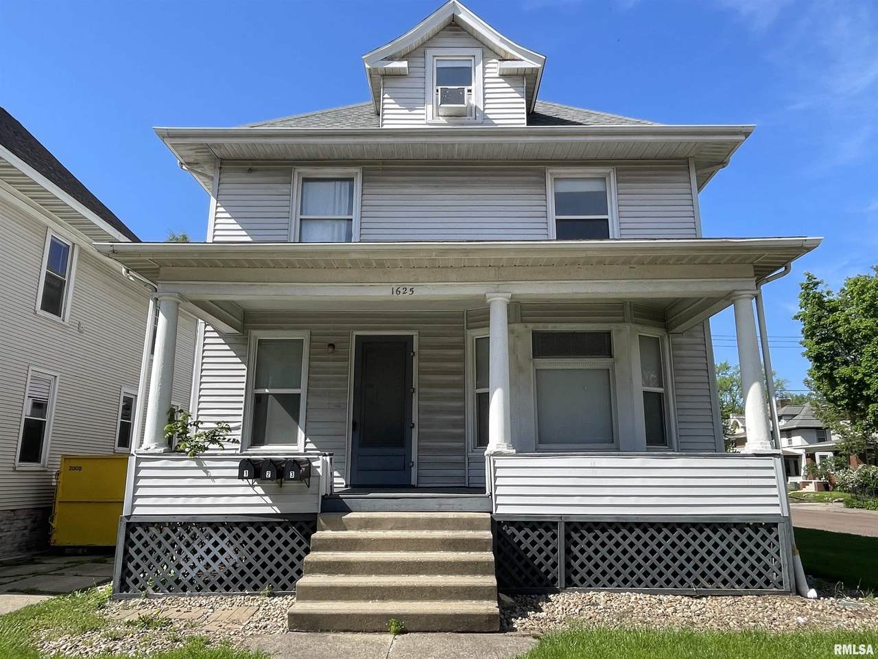 1625 Main Street - Photo 1