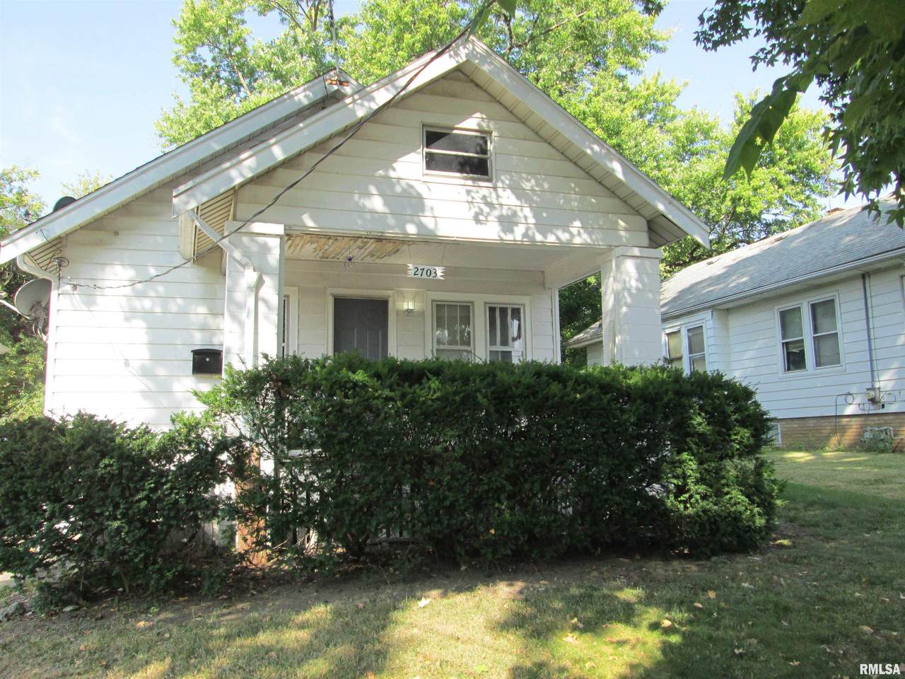 2703 Missouri Avenue - Photo 1