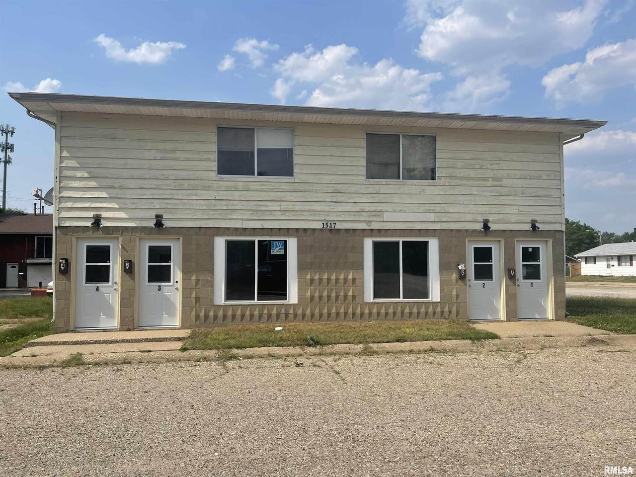 1513-1519 Sara Lane - Photo 1