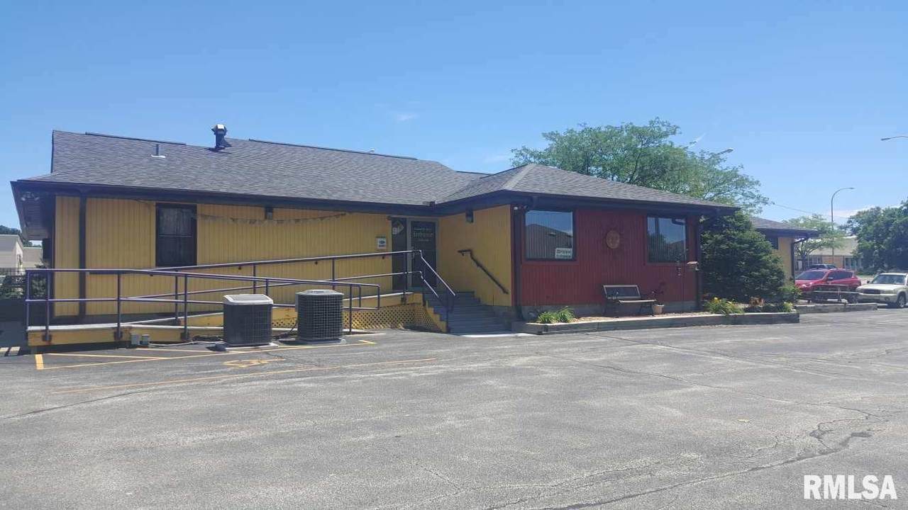 4809 Sheridan Road - Photo 1