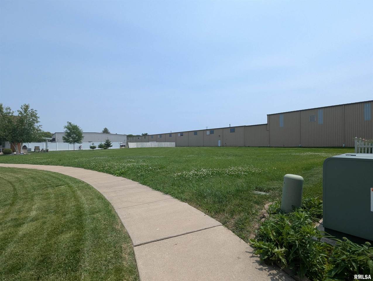 Correll Court - Photo 1