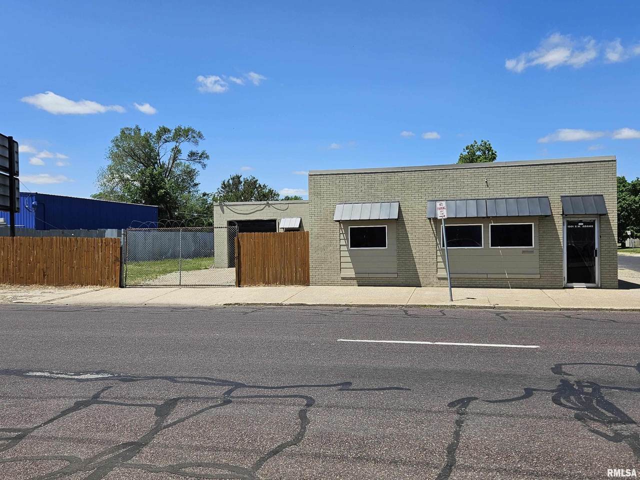 1901 Adams Street - Photo 1