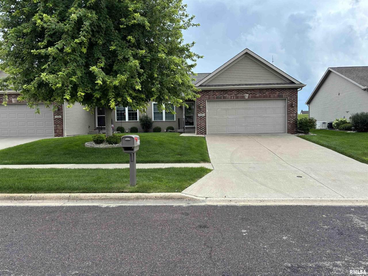 1316 Calvin Drive - Photo 1