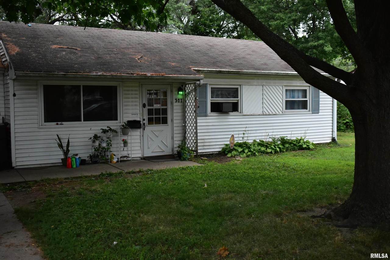 321 Arrow Street - Photo 1