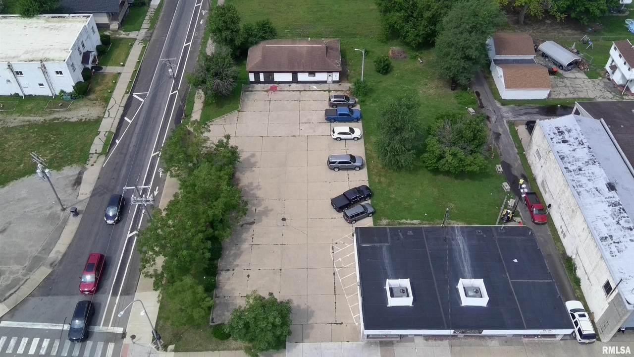 1911 Lincoln Avenue - Photo 1