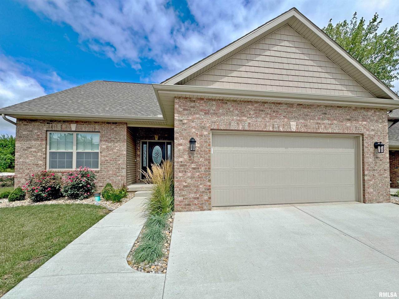 7615 Walnut Bend Drive - Photo 1