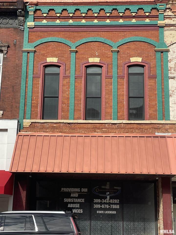 343 Court Street - Photo 1