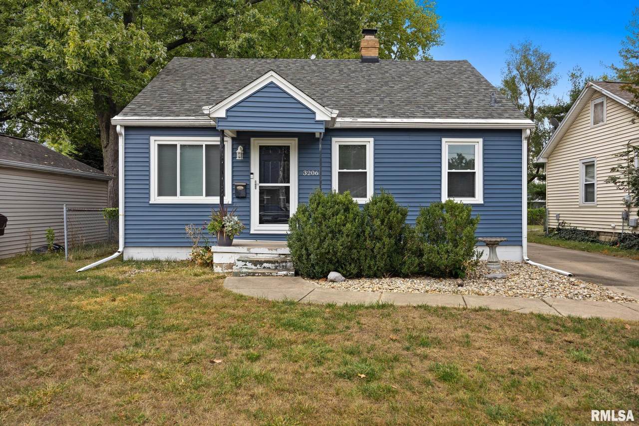 3206 Indiana Avenue - Photo 1