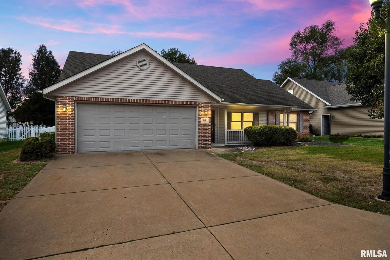 1921 Dane Kelsey Drive - Photo 1