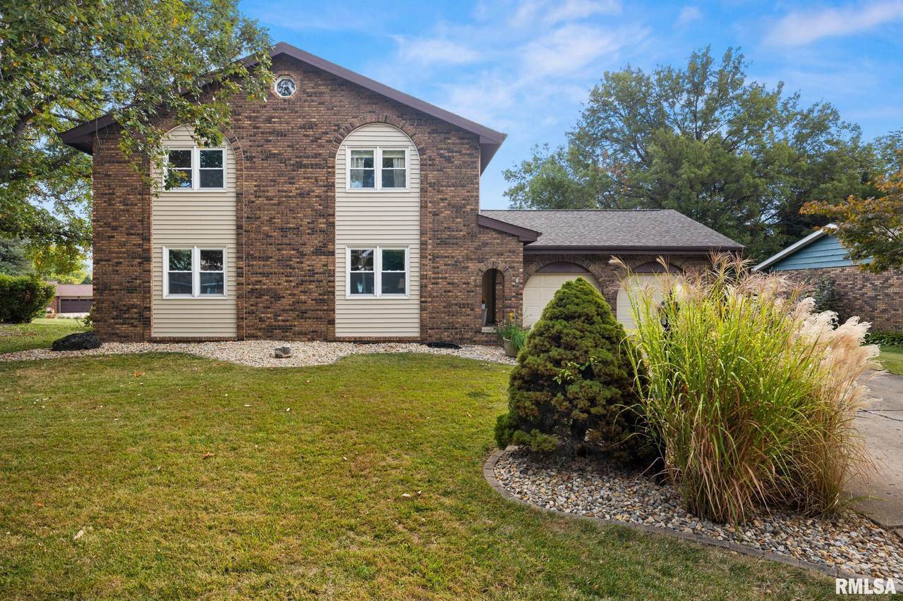 430 Montana Avenue - Photo 1