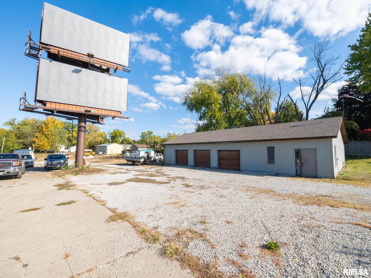 4611 Middle Road - Photo 1