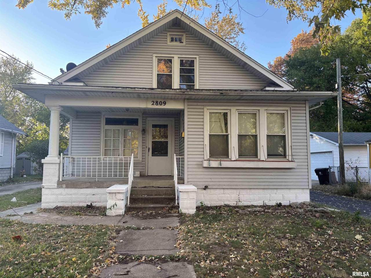 2809 California Avenue - Photo 1