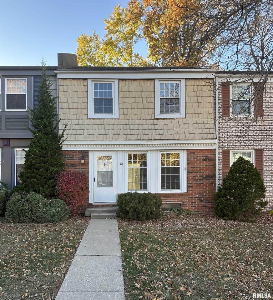 40 Yorktown Road - Photo 1