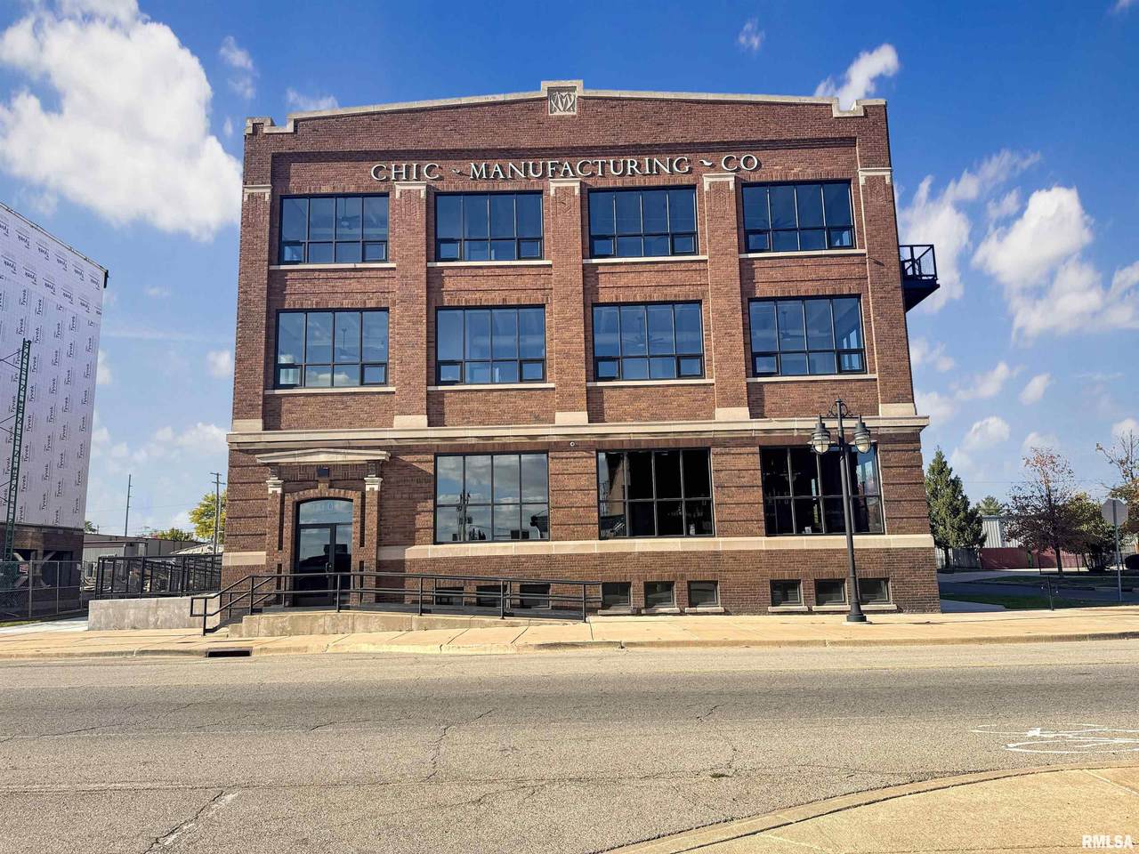 1001 Adams Street - Photo 1