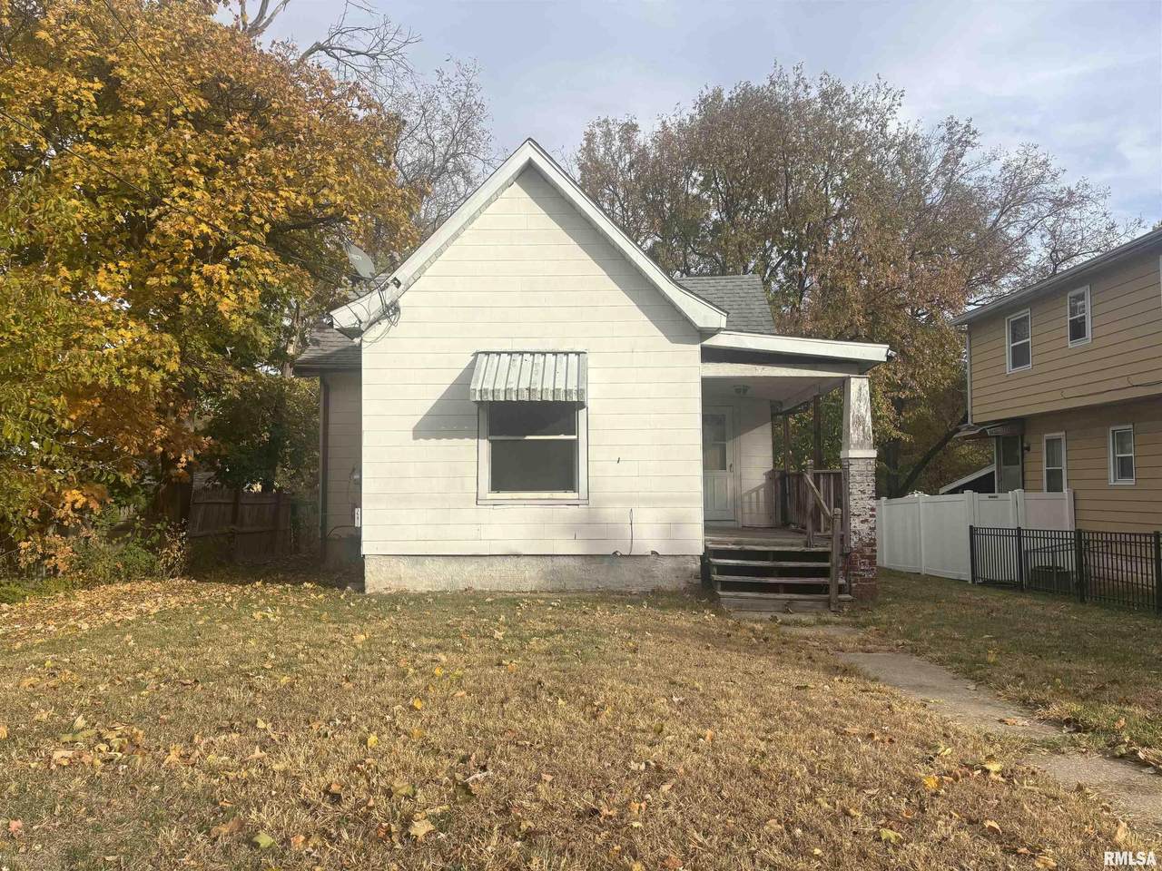 1816 Underhill Street - Photo 1