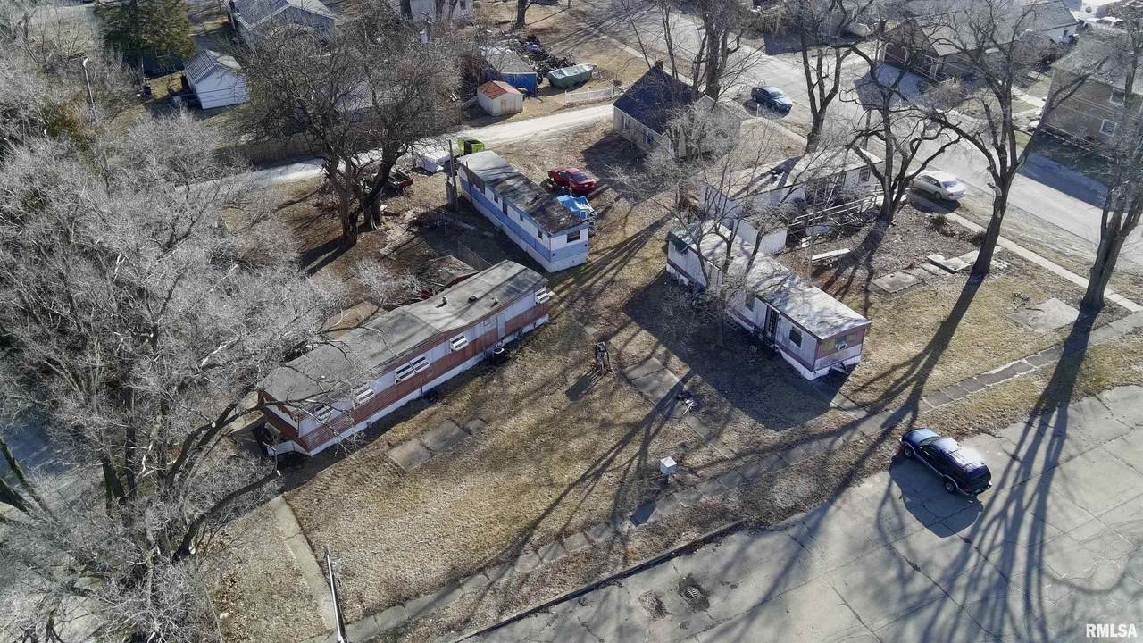 665 Wilmot Street - Photo 1