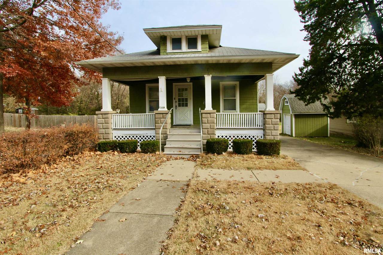 2318 Flora Avenue - Photo 1