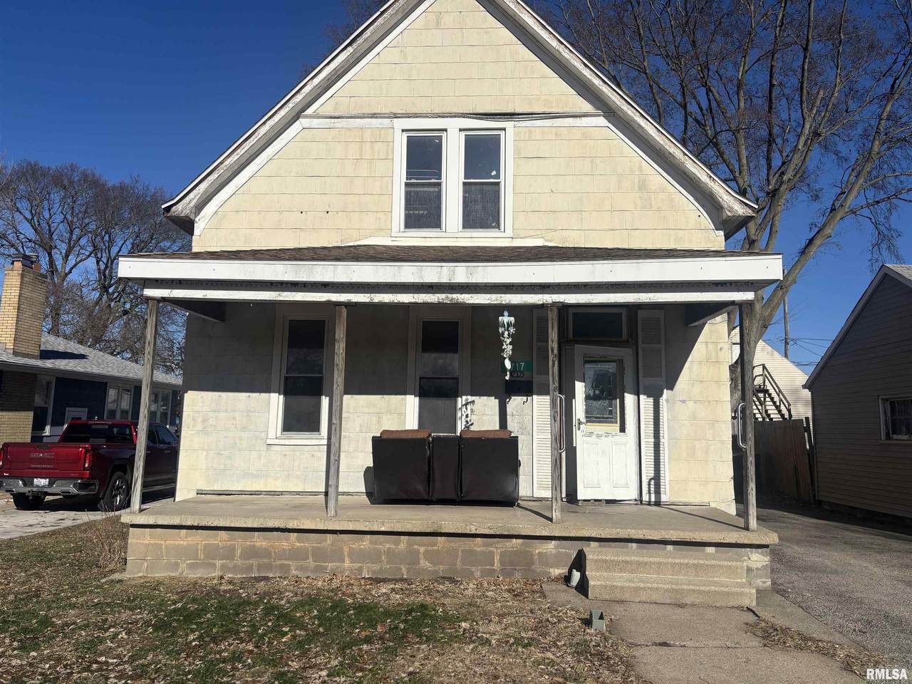 717 Hillyer Street - Photo 1