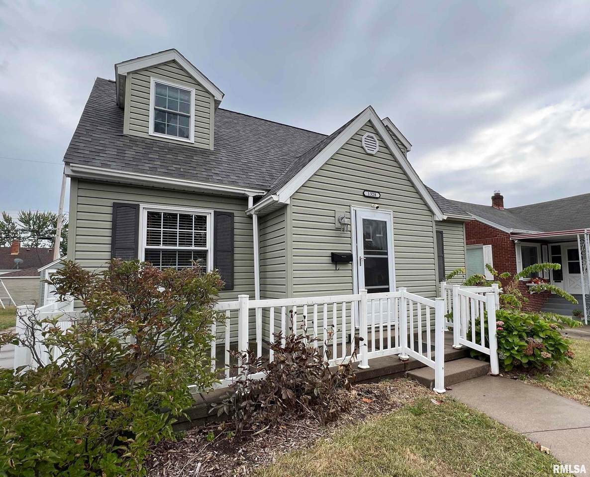 1328 Circle Road - Photo 1