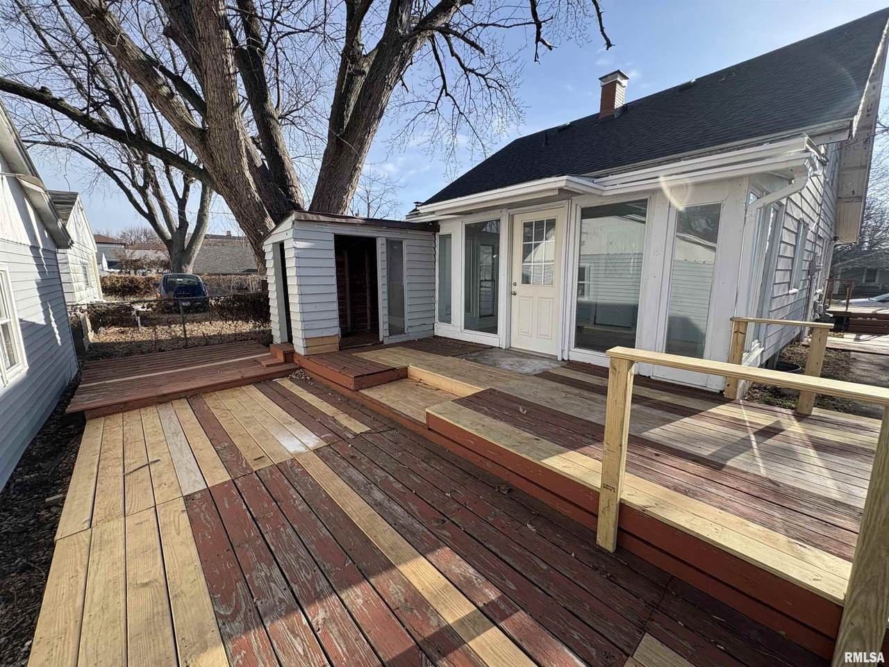 705 Marietta Avenue - Photo 1