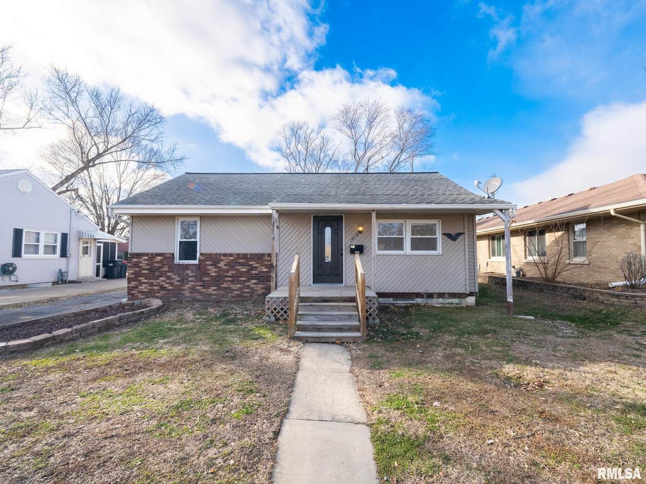 1419 Earl Street - Photo 1