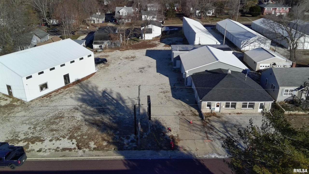 421 Moneta Avenue - Photo 1