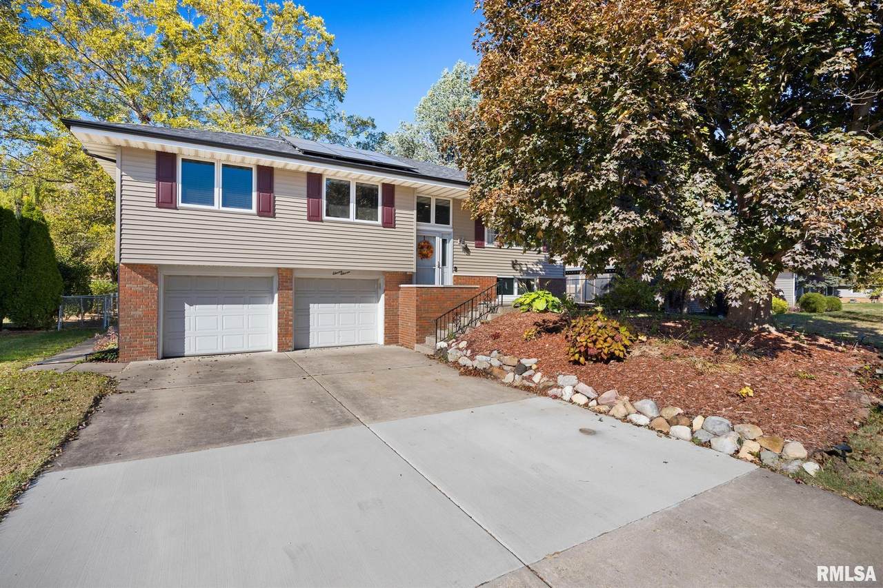 1111 Mesa Drive - Photo 1