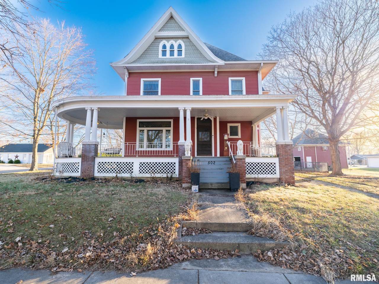 502 4TH Street - Photo 1