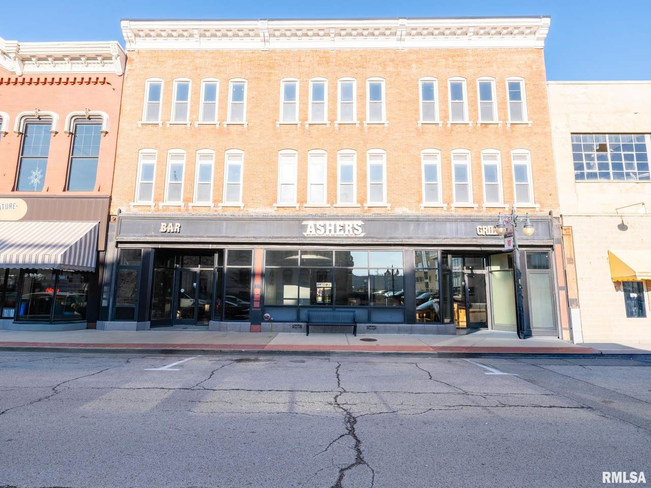 353 Court Street - Photo 1