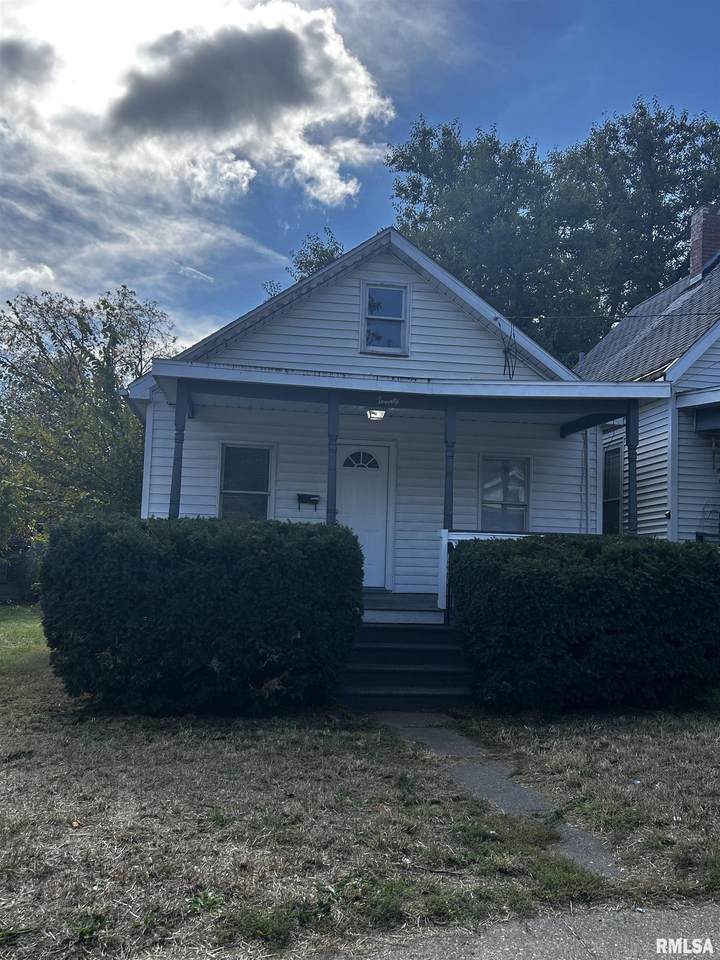 1020 Kansas Avenue - Photo 1