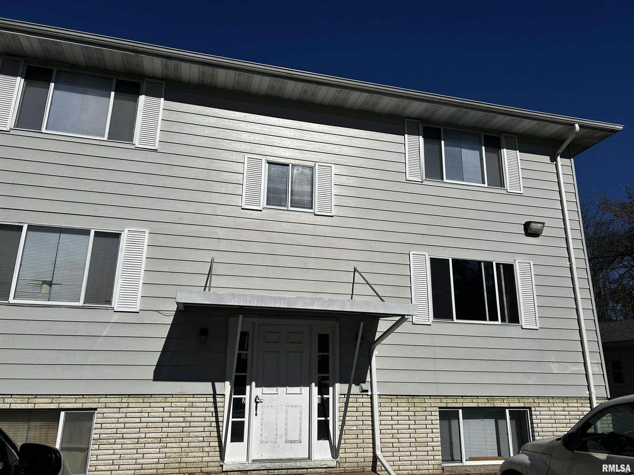 928 Stewart Street - Photo 1