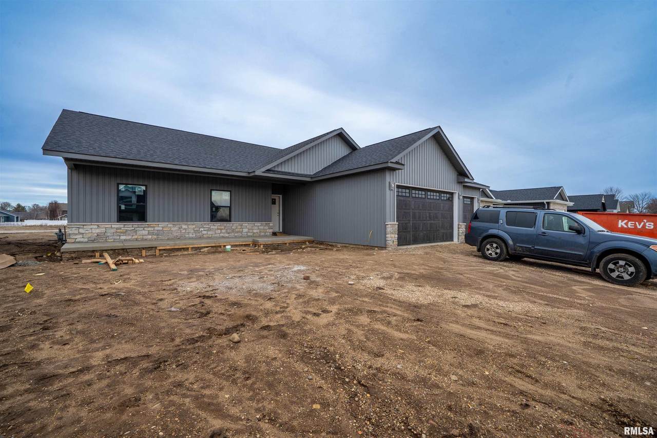 1315 Hillcrest Drive - Photo 1