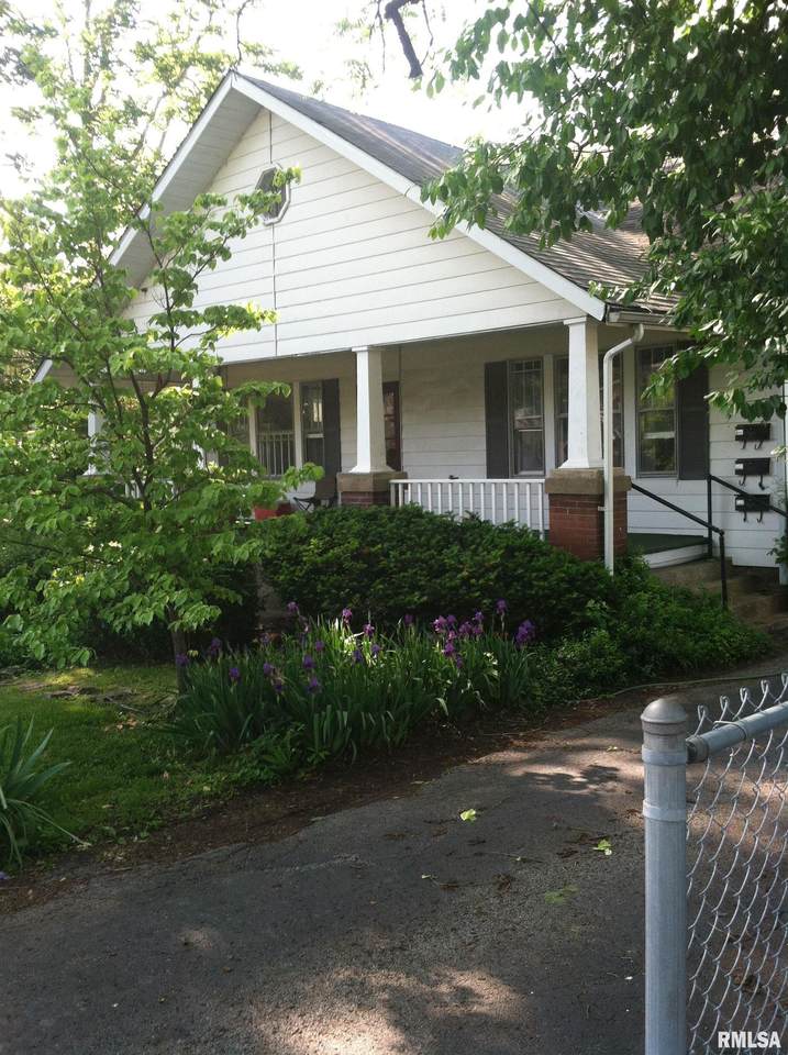 607 Main Street - Photo 1