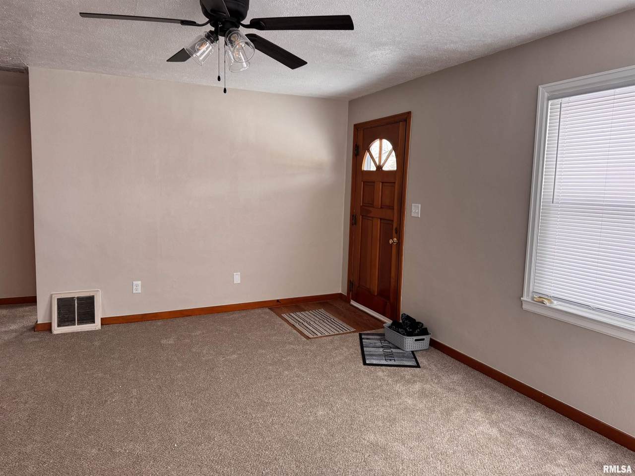 https://bt-photos.global.ssl.fastly.net/peoria/1280_boomver_1_PA1263472-1.jpg