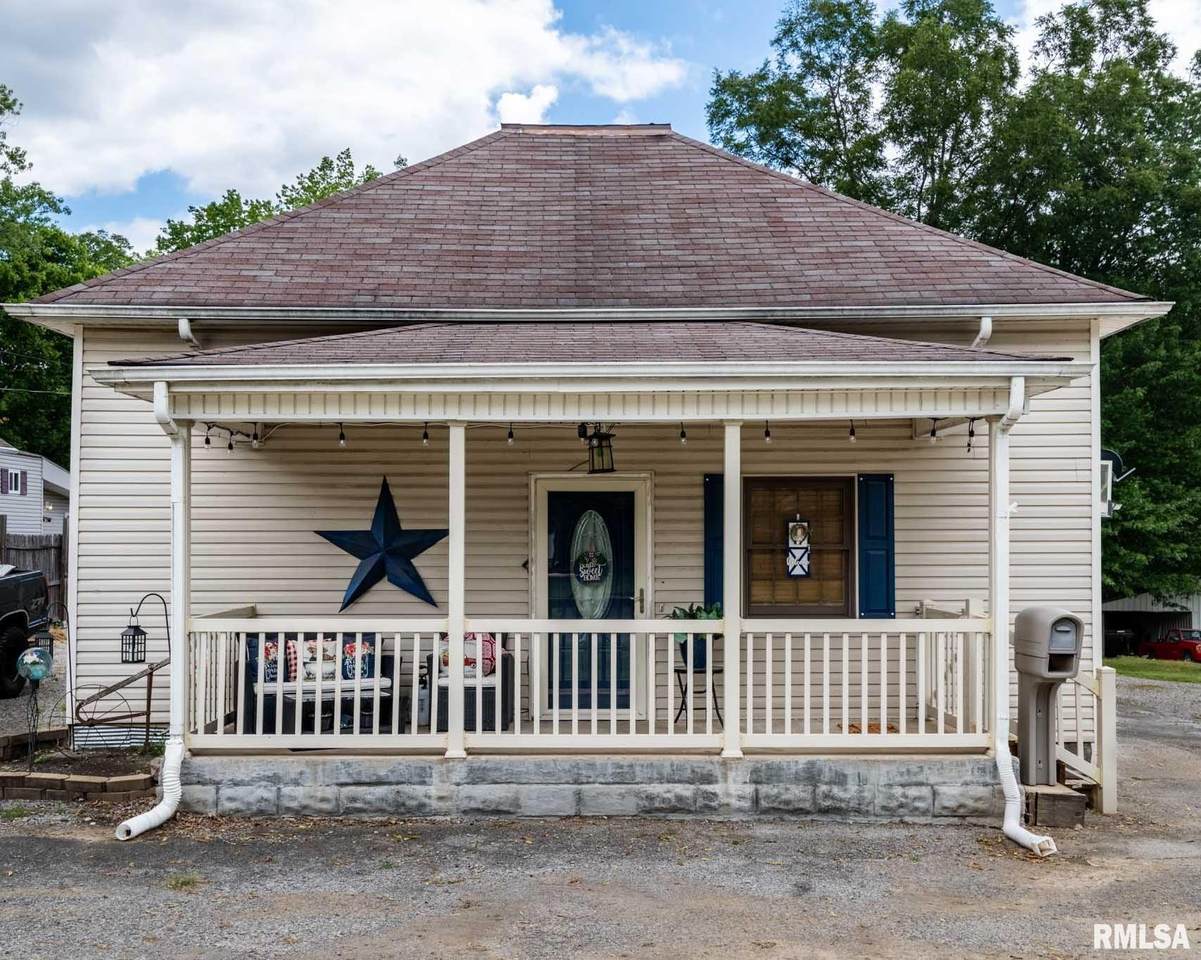 522 Division Street - Photo 1