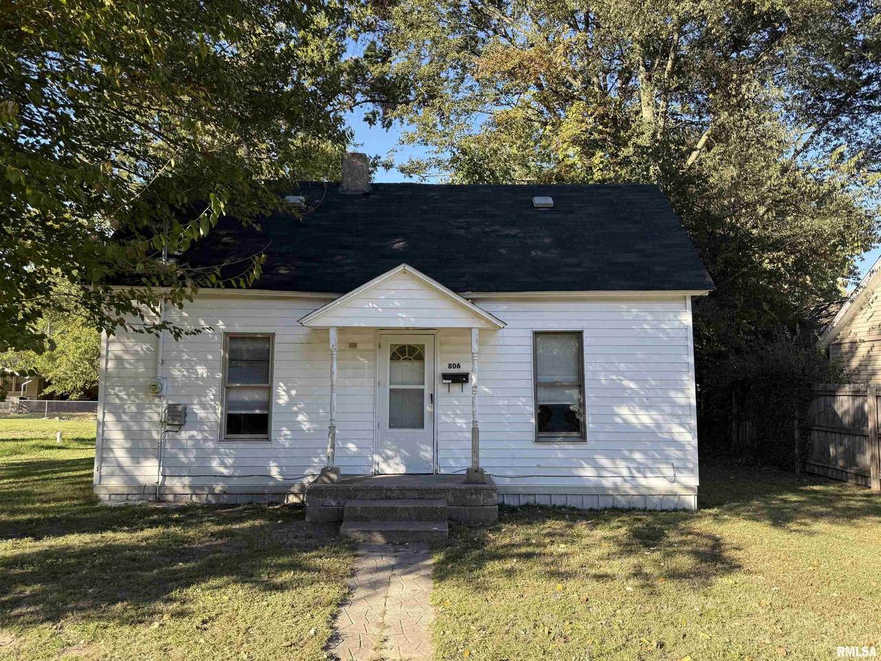 806 Rodd Street - Photo 1