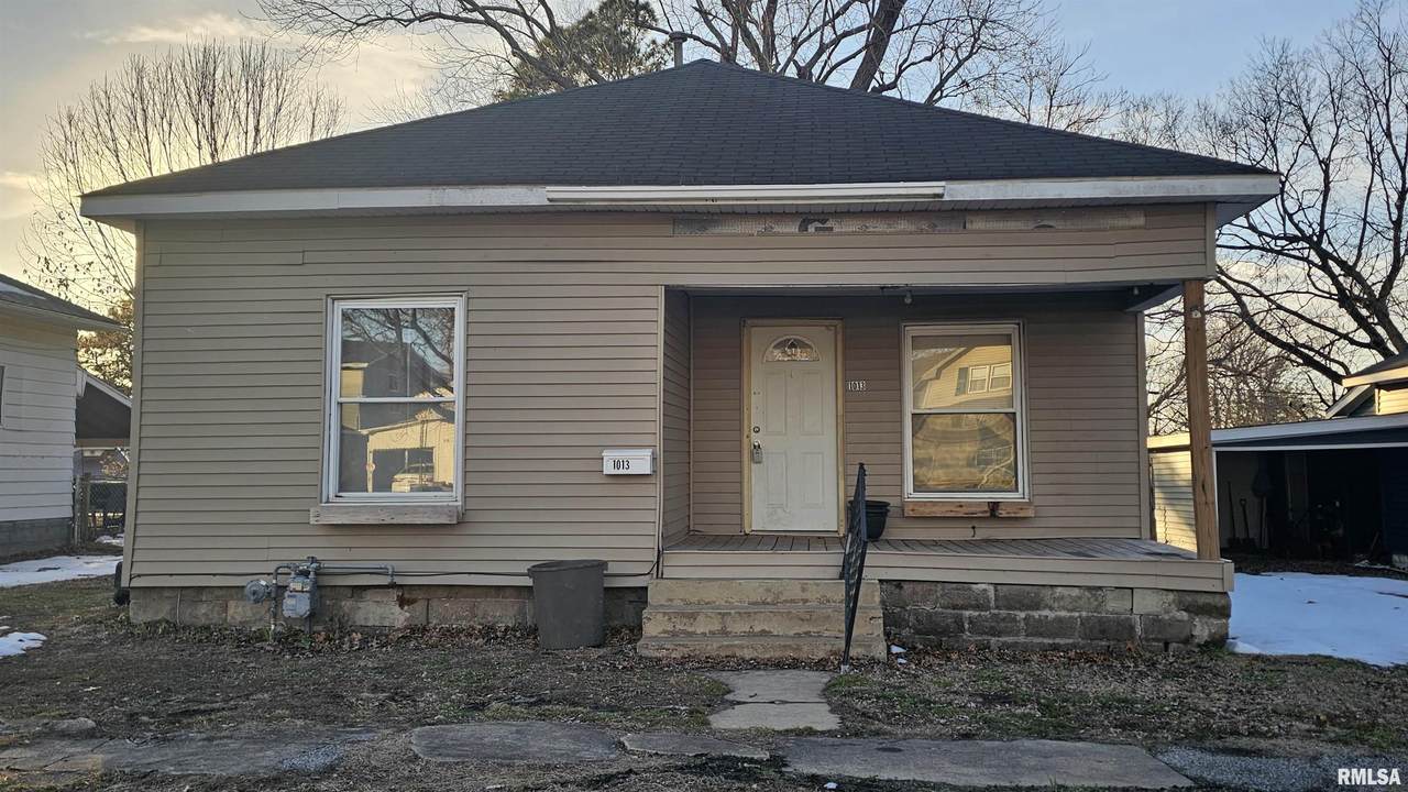 1013 13TH Street - Photo 1