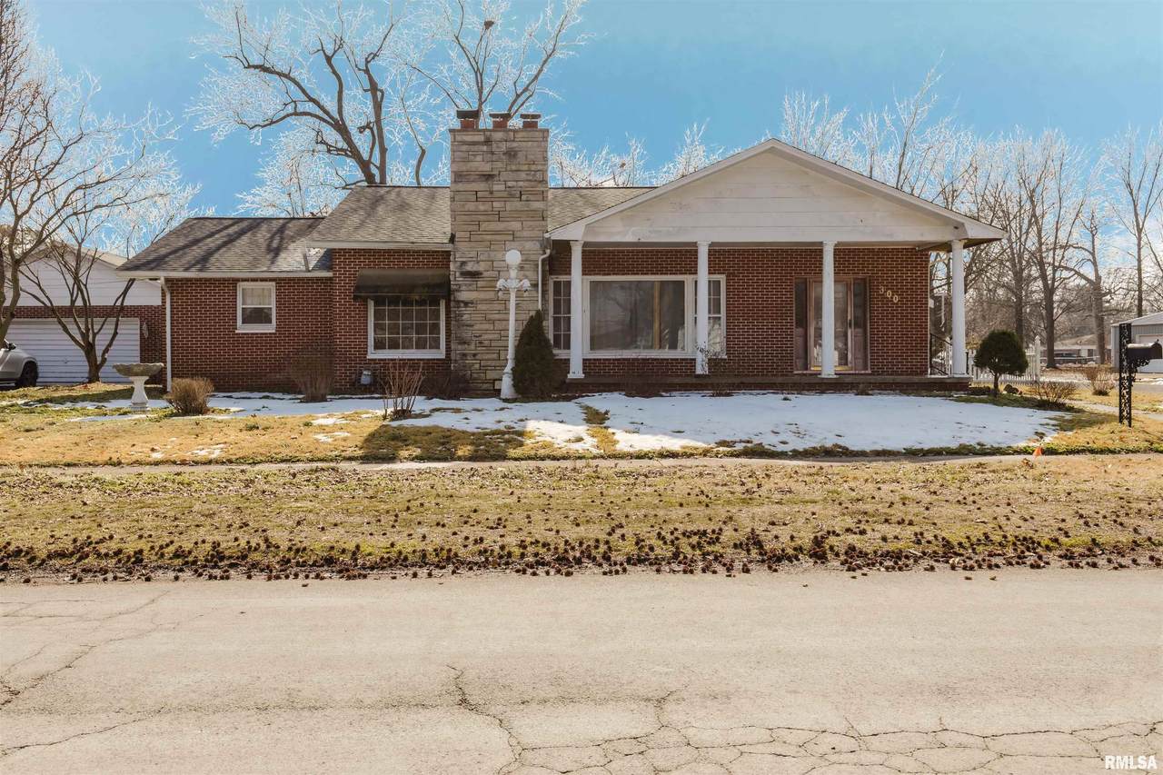 300 21ST Street - Photo 1
