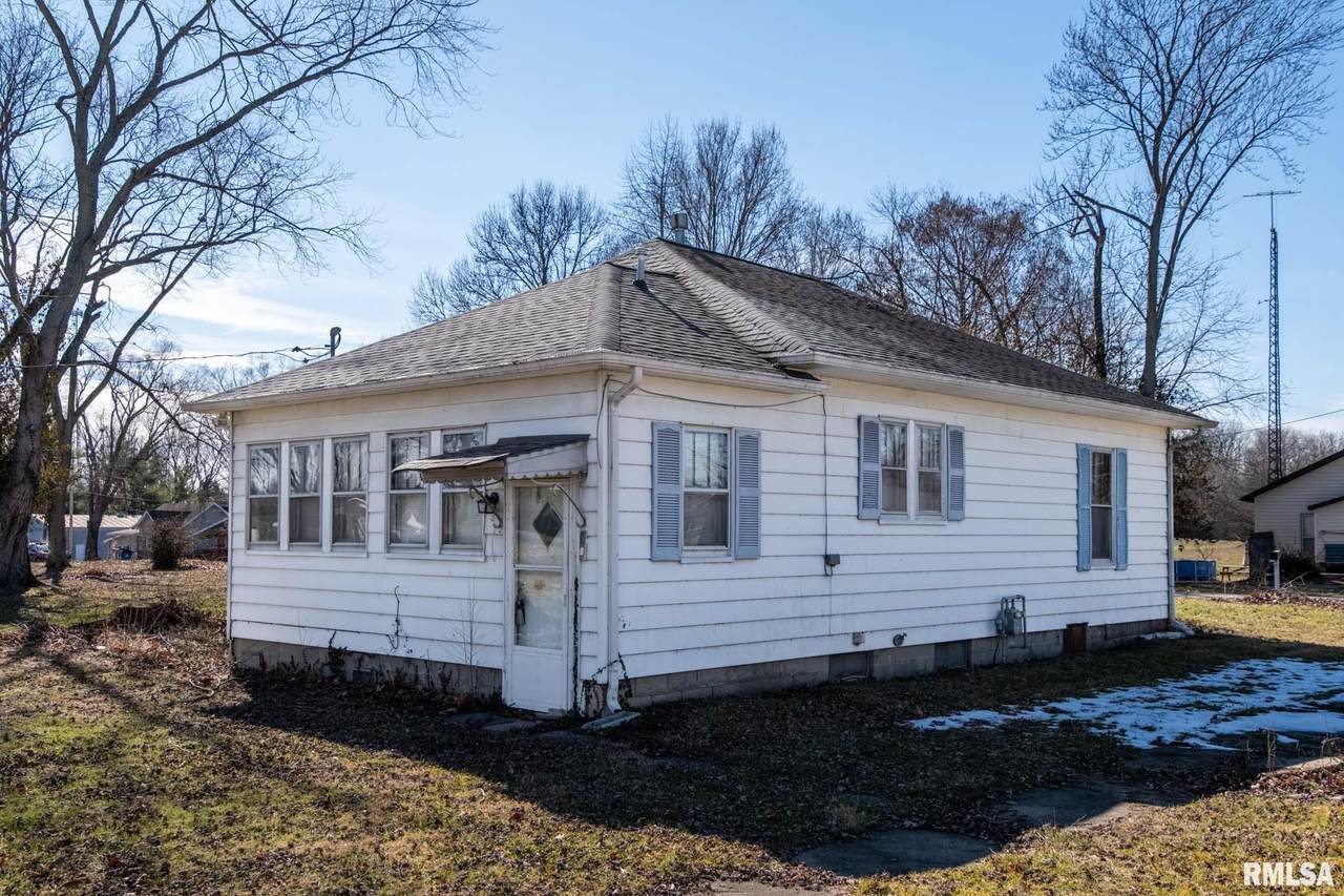 114 West Street - Photo 1
