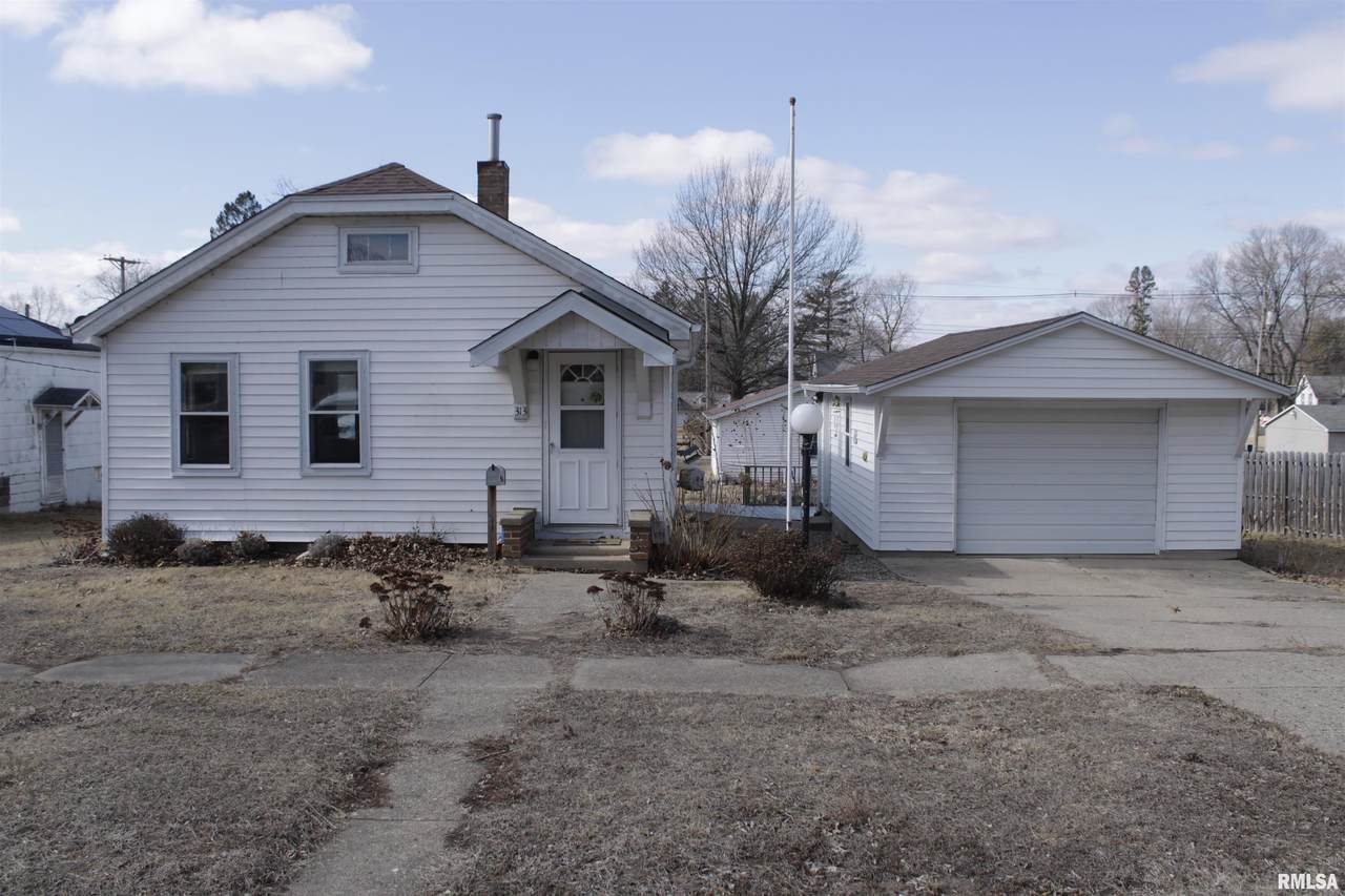 313 Fulton Street - Photo 1