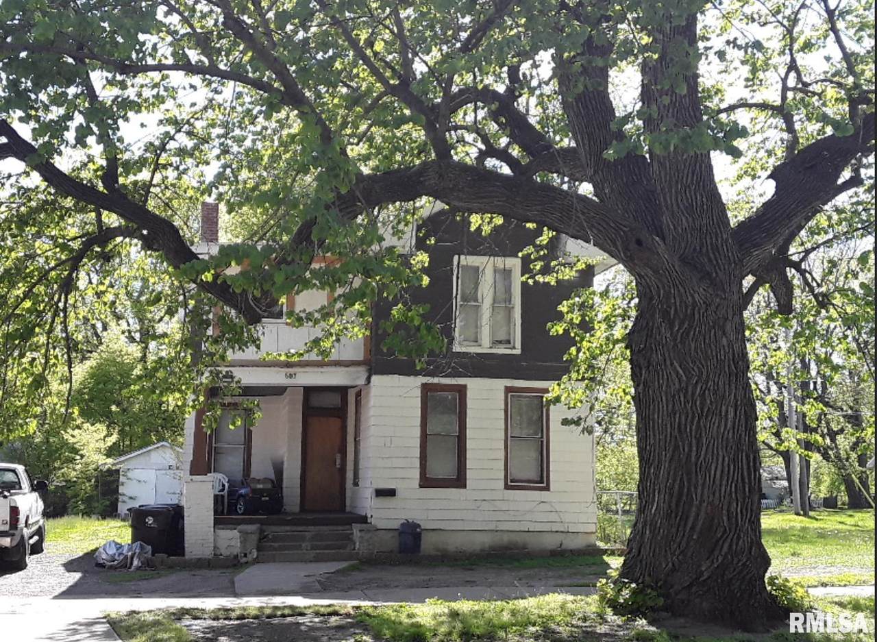 607 Laveille Street - Photo 1