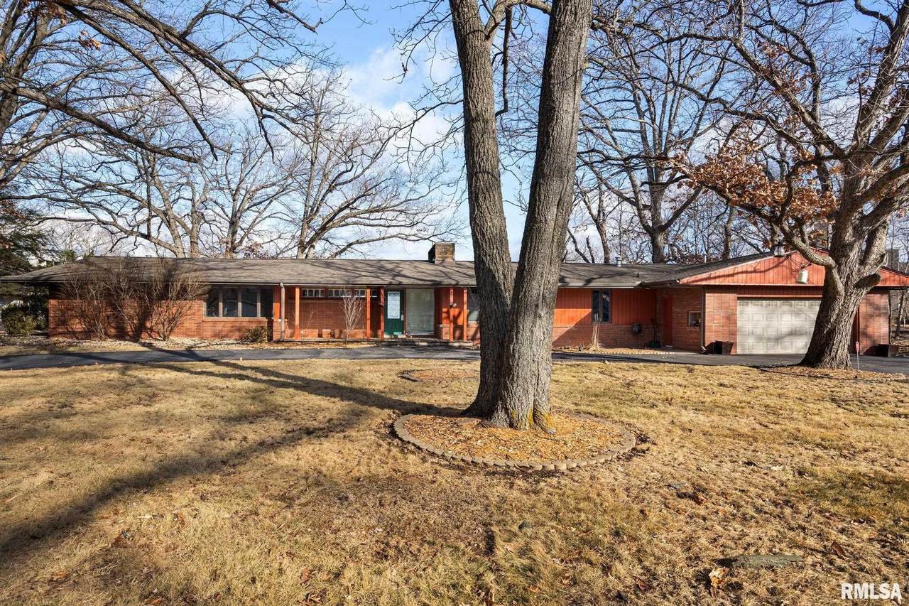 204 Detweiller Drive - Photo 1
