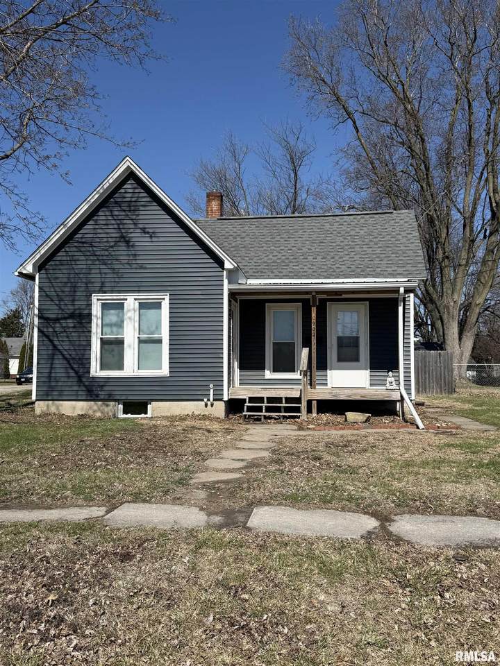 902 Pierce Street - Photo 1
