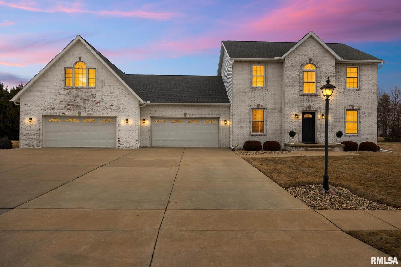 737 Pintail Lane - Photo 1