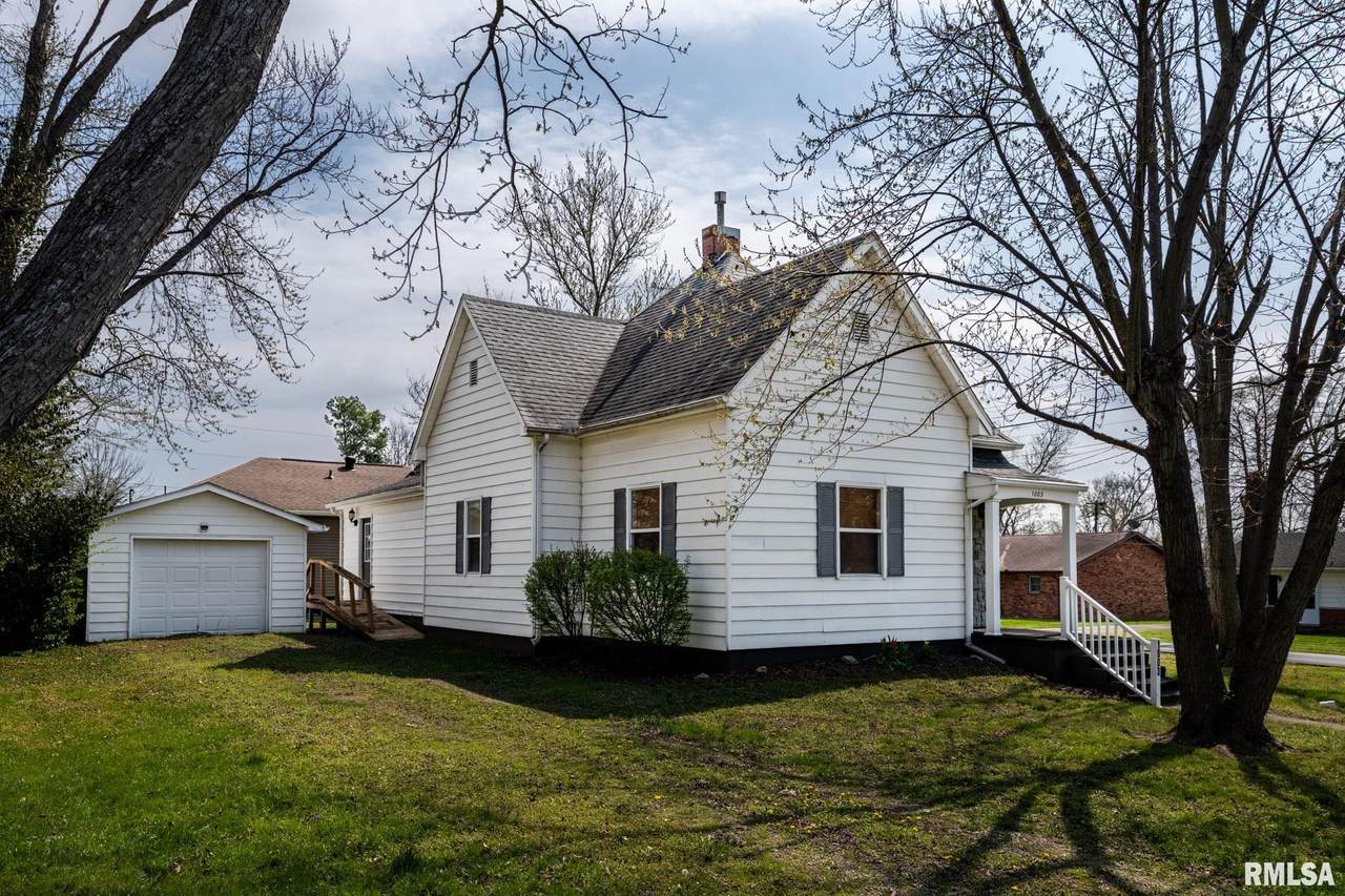 1003 Monroe Street - Photo 1
