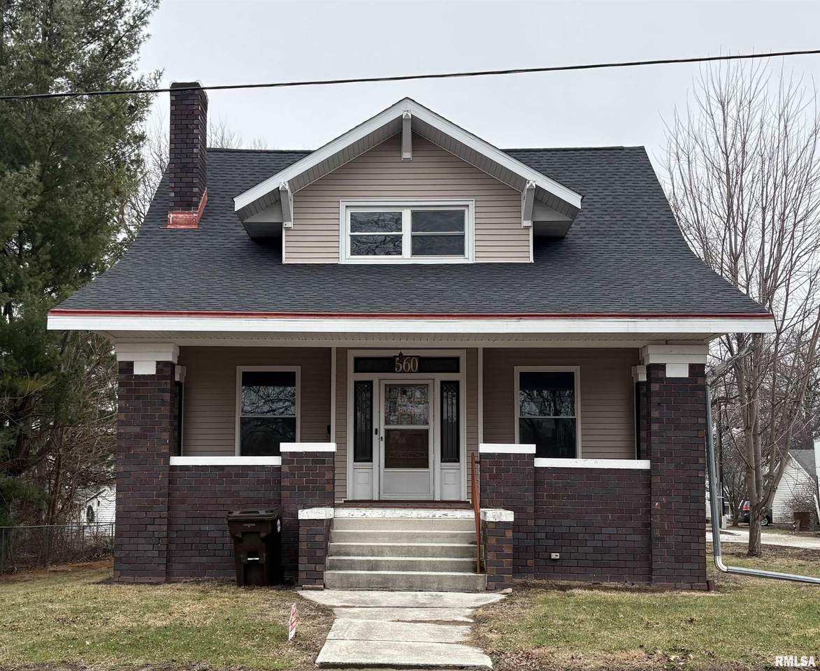 560 Crafford Street - Photo 1